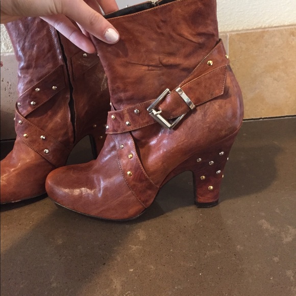 REAL LEATHER MAX MONELLI HEELS - Picture 2 of 4